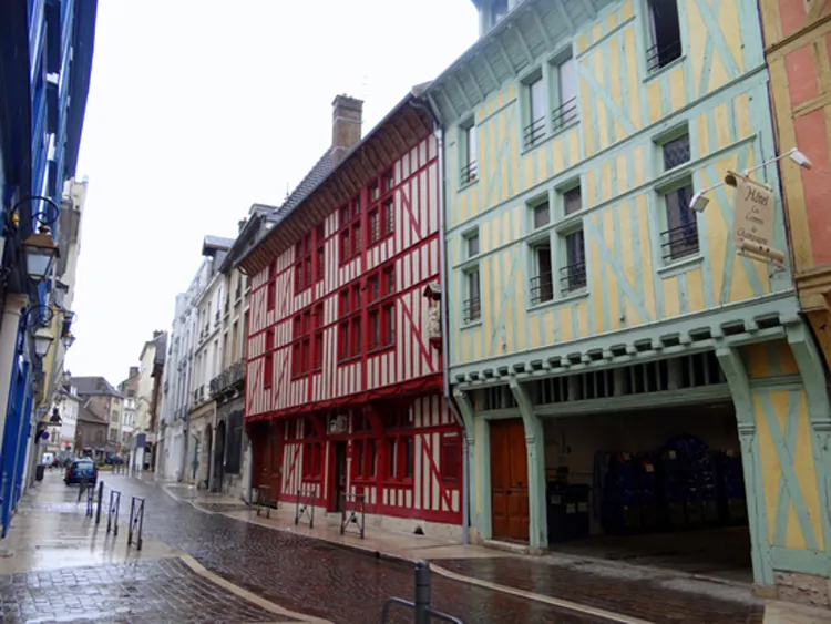 Hospedagem em Troyes