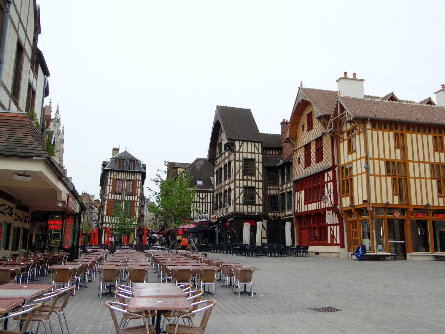 Troyes